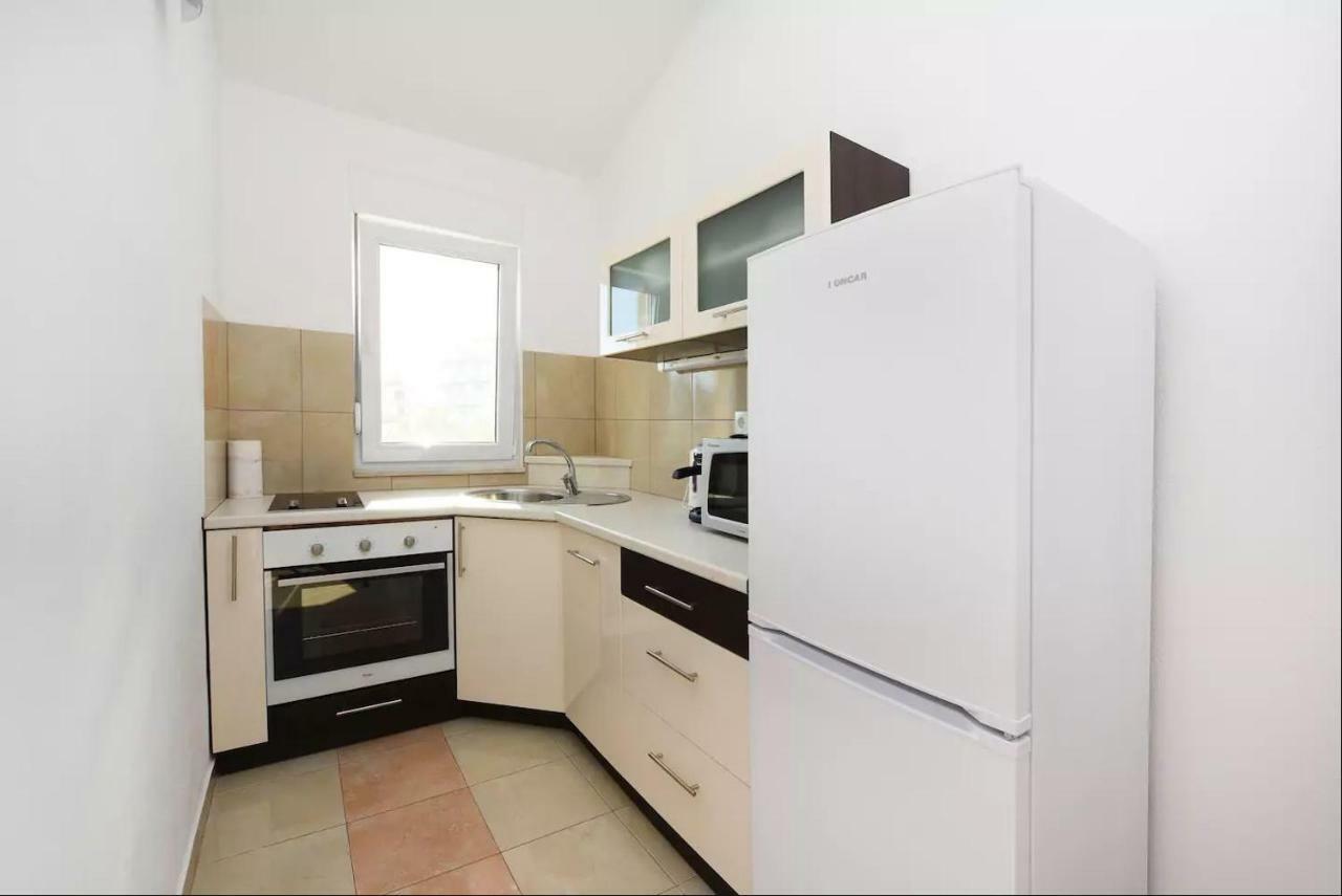 Otok 2 Apartment Trogir